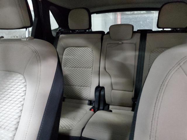 Photo 10 from auction – 2020 FORD ESCAPE SE with VIN 1FMCU9G69LUA50470