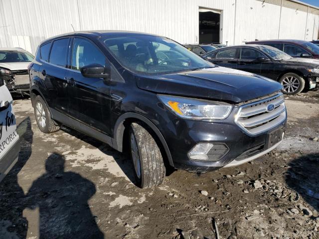 Photo 4 from auction – 2019 FORD ESCAPE SE with VIN 1FMCU0GD5KUC44213