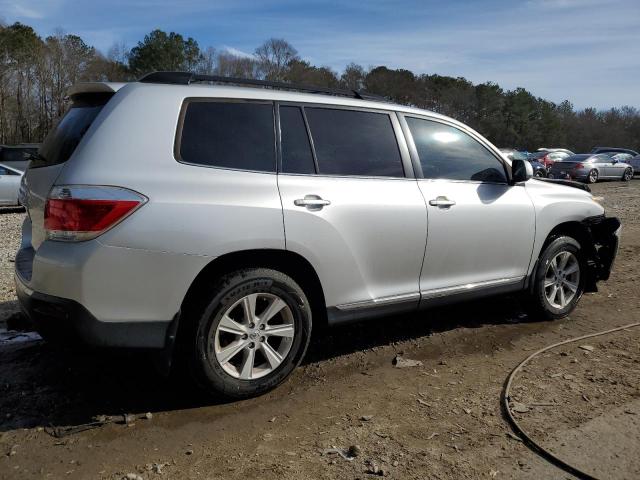 Photo 3 from auction – 2012 TOYOTA HIGHLANDER with VIN 5TDBK3EH5CS152442