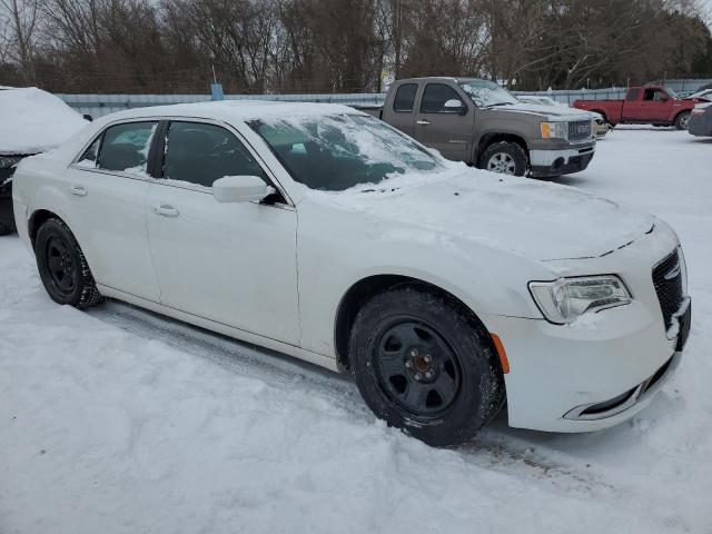 Photo 4 from auction – 2015 CHRYSLER 300 LIMITE with VIN 2C3CCAAG1FH841775