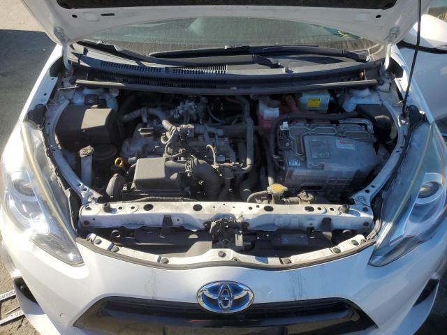 Photo 11 from auction – 2015 TOYOTA PRIUS C with VIN JTDKDTB32F1096139