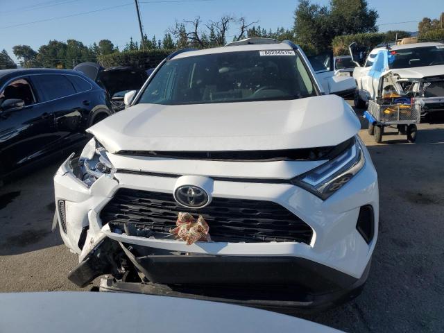 Photo 5 from auction – 2022 TOYOTA RAV4 XLE with VIN 2T3W1RFV3NC212992