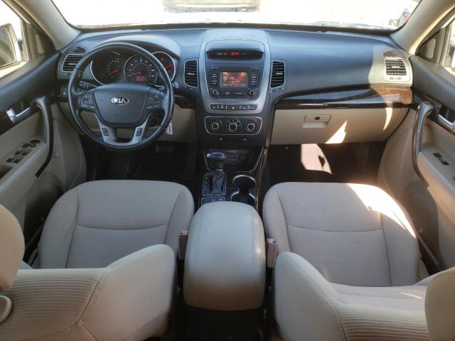 Photo 8 from auction – 2015 KIA SORENTO LX with VIN 5XYKTCA62FG565535