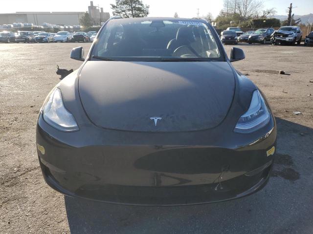 Снимка 5 от търг – 2022 TESLA MODEL Y с VIN 7SAYGDEE7NF403897