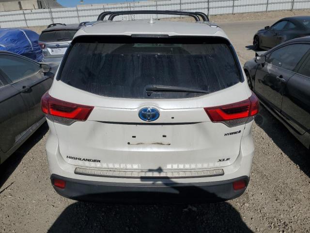 Photo 6 from auction – 2018 TOYOTA HIGHLANDER with VIN 5TDJGRFH8JS042982