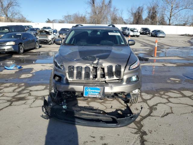 Photo 5 from auction – 2016 JEEP CHEROKEE L with VIN 1C4PJMCS5GW305999
