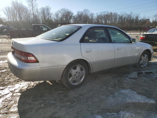Photo 3 from auction – 2000 LEXUS ES 300 with VIN JT8BF28G8Y5101076