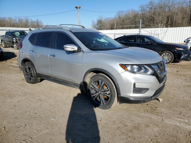 Photo 4 from auction – 2019 NISSAN ROGUE S with VIN 5N1AT2MT1KC845917