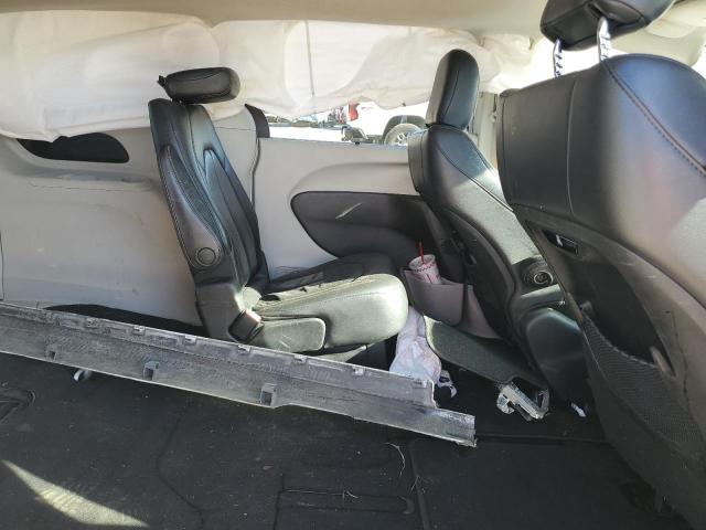 Photo 11 from auction – 2018 CHRYSLER PACIFICA T with VIN 2C4RC1BG0JR233737