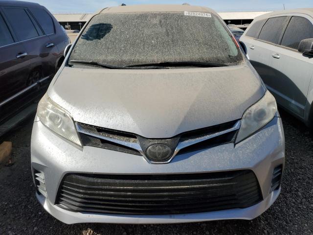 Photo 5 from auction – 2018 TOYOTA SIENNA LE with VIN 5TDKZ3DC0JS932928