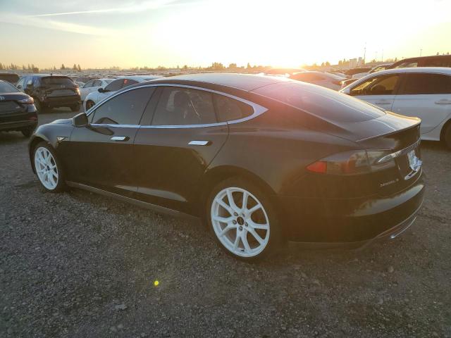 Photo 2 from auction – 2015 TESLA MODEL S 60 with VIN 5YJSA1S11FFP75791