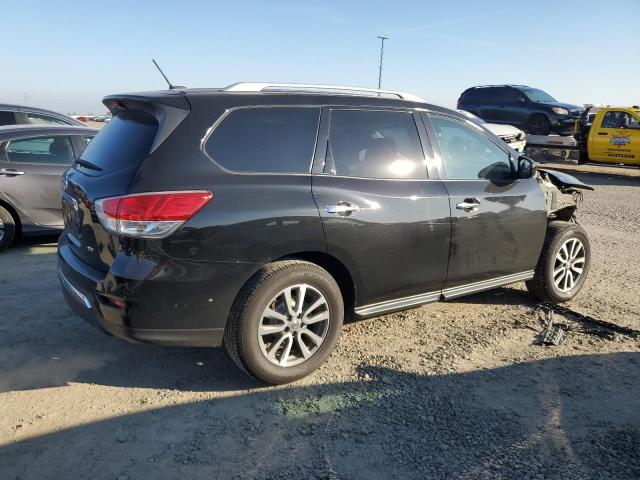 Photo 3 from auction – 2016 NISSAN PATHFINDER with VIN 5N1AR2MN4GC623556