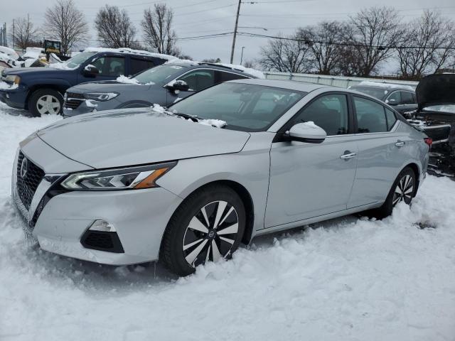 NISSAN ALTIMA SV 2022 with VIN 1N4BL4DV9NN377973 - Photo from auction