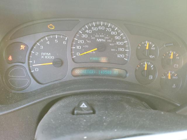 Photo 9 from auction – 2005 CHEVROLET SILVERADO with VIN 1GCEC14V65Z214194