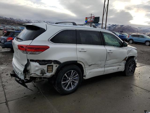 Photo 3 from auction – 2018 TOYOTA HIGHLANDER with VIN 5TDJZRFHXJS533046