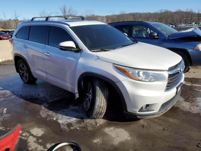 Photo 4 from auction – 2016 TOYOTA HIGHLANDER with VIN 5TDJKRFH5GS278755