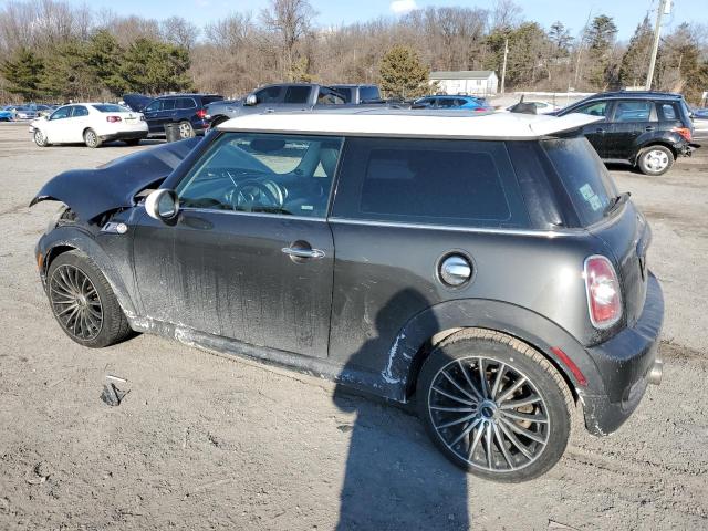 Photo 2 from auction – 2011 MINI COOPER S with VIN WMWSV3C52BTY22011