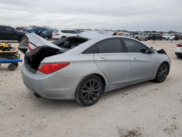 Photo 3 from auction – 2012 HYUNDAI SONATA SE with VIN 5NPEC4AC8CH362890