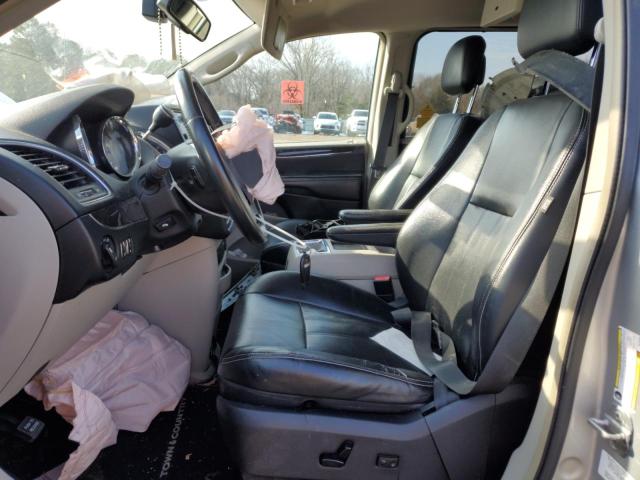 Photo 7 from auction – 2011 CHRYSLER TOWN & COU with VIN 2A4RR8DG4BR703008
