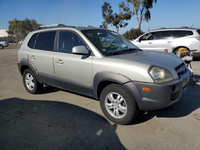 Photo 4 from auction – 2006 HYUNDAI TUSCON with VIN KM8JN72D26U252893