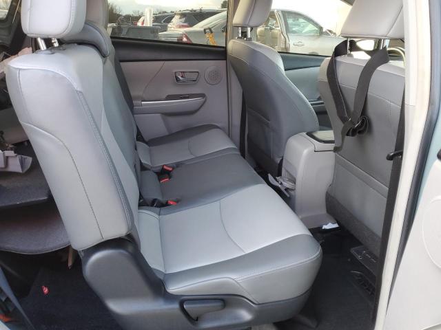 Photo 10 from auction – 2015 TOYOTA PRIUS V with VIN JTDZN3EU8FJ021431