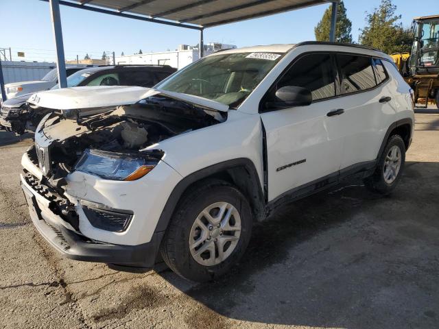 JEEP COMPASS SP 2017 with VIN 3C4NJDAB4HT635795 - Photo from auction