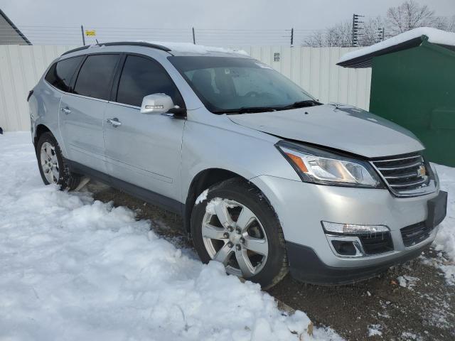 Photo 4 from auction – 2017 CHEVROLET TRAVERSE L with VIN 1GNKRGKD0HJ341743