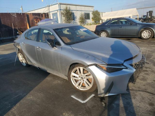 Photo 4 from auction – 2021 LEXUS IS 300 with VIN JTHAA1D27M5116581