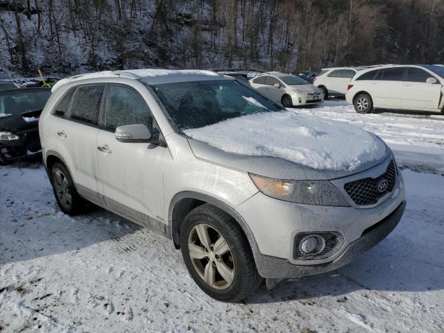 Photo 4 from auction – 2013 KIA SORENTO with VIN 5XYKUDA21DG389591