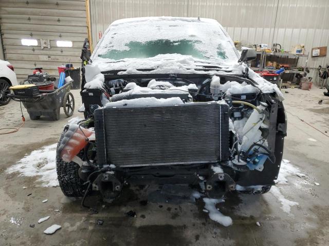 Photo 5 from auction – 2017 CHEVROLET SUBURBAN K with VIN 1GNSKHKC8HR309352