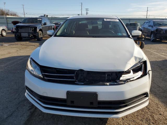 Photo 5 from auction – 2017 VOLKSWAGEN JETTA S with VIN 3VW2B7AJ5HM337045