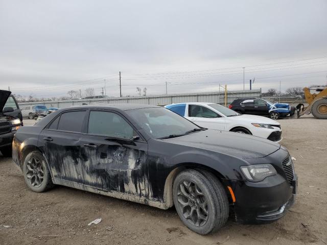 Photo 4 from auction – 2017 CHRYSLER 300 S with VIN 2C3CCAGG4HH508254