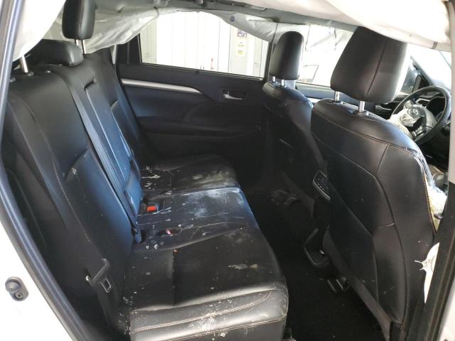 Photo 11 from auction – 2019 TOYOTA HIGHLANDER with VIN 5TDJZRFH3KS930535