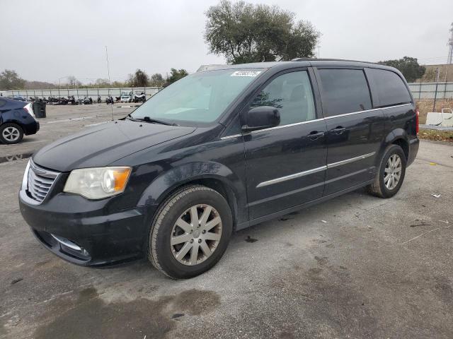 CHRYSLER TOWN & COU 2014 with VIN 2C4RC1BG3ER436434 - Photo from auction