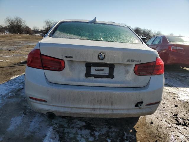 Photo 6 from auction – 2018 BMW 320 XI with VIN WBA8A3C54JA505217