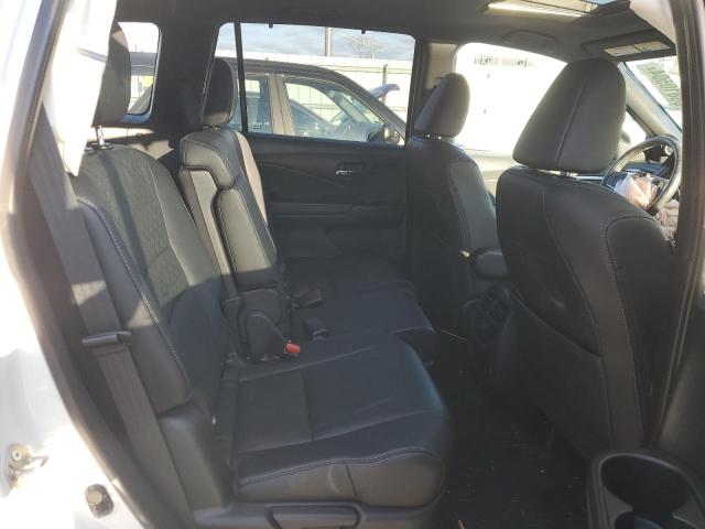 Photo 11 from auction – 2019 HONDA PASSPORT E with VIN 5FNYF8H57KB029404