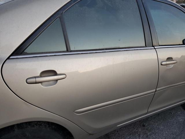Photo 10 from auction – 2005 TOYOTA CAMRY LE with VIN 4T1BE32K95U072868