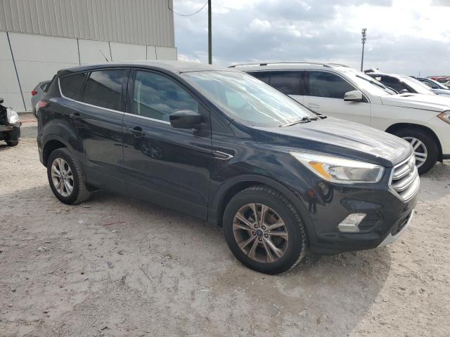Photo 4 from auction – 2017 FORD ESCAPE SE with VIN 1FMCU0GD1HUD25377