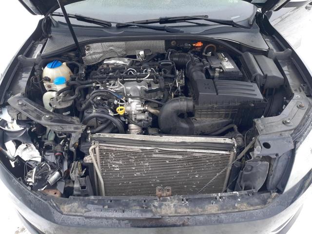 Photo 11 from auction – 2014 VOLKSWAGEN PASSAT SEL with VIN 1VWCN7A35EC023535