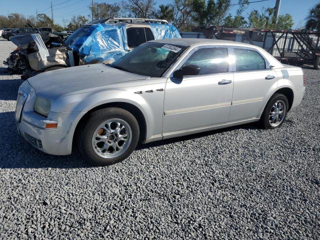 CHRYSLER 300 2005 with VIN 2C3JA43R35H664271 - Photo from auction