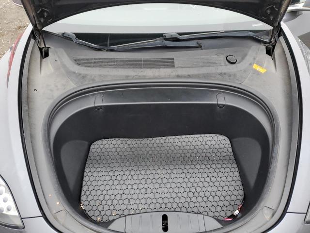 Photo 11 from auction – 2018 TESLA MODEL 3 with VIN 5YJ3E1EBXJF114010