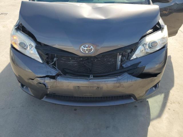 Photo 12 from auction – 2013 TOYOTA SIENNA LE with VIN 5TDKK3DC9DS392200