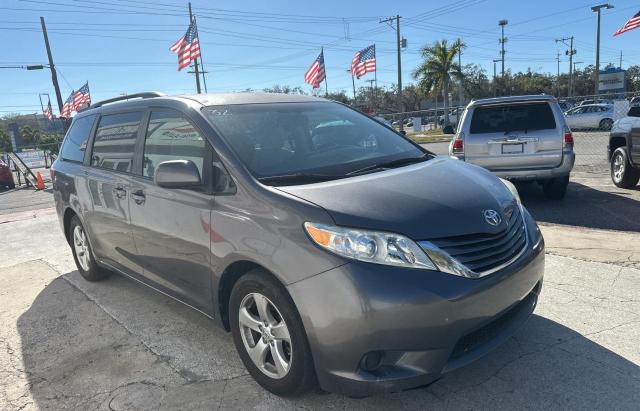 TOYOTA SIENNA LE 2015 with VIN 5TDKK3DC1FS570975 - Photo from auction