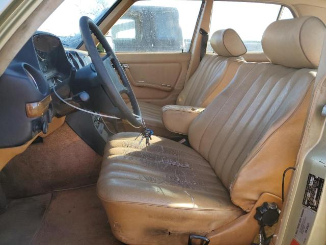 Photo 7 from auction – 1981 MERCEDES-BENZ 240 D with VIN WDBAB23A2BB270366