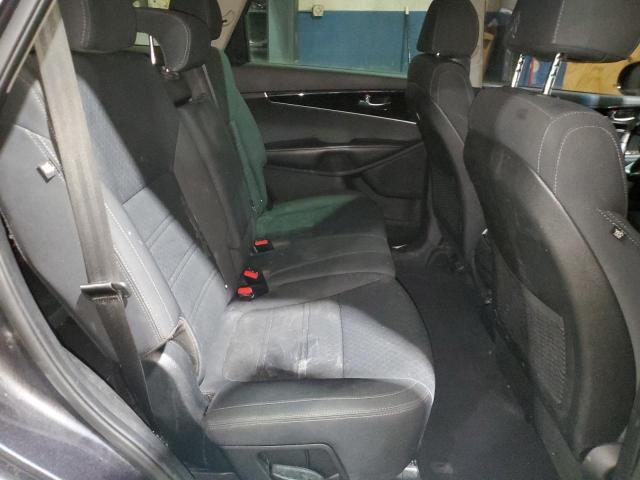 Photo 11 from auction – 2018 KIA SORENTO LX with VIN 5XYPGDA34JG408636