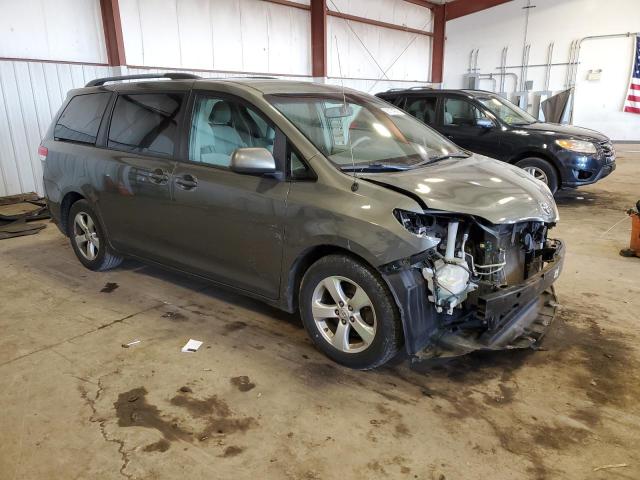 Zdjęcie 4 z aukcji – 2012 TOYOTA SIENNA LE z VIN 5TDKK3DC7CS178997