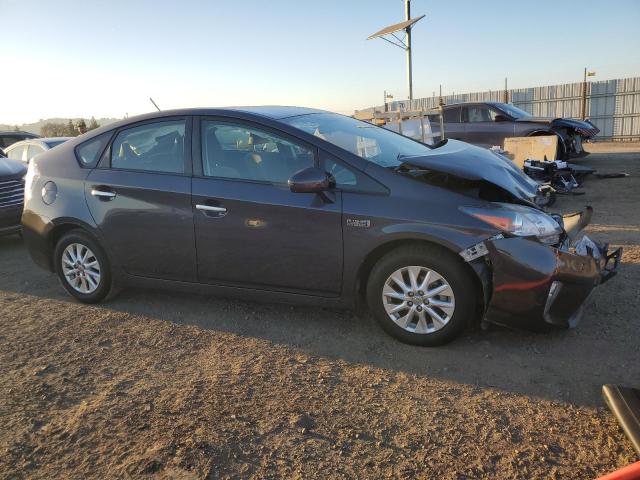 Photo 4 from auction – 2014 TOYOTA PRIUS PLUG with VIN JTDKN3DP4E3062896