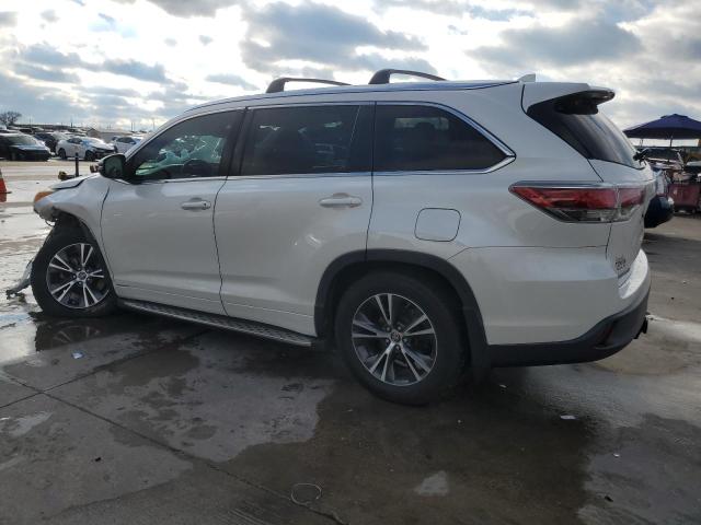Photo 2 from auction – 2016 TOYOTA HIGHLANDER with VIN 5TDKKRFH7GS505688