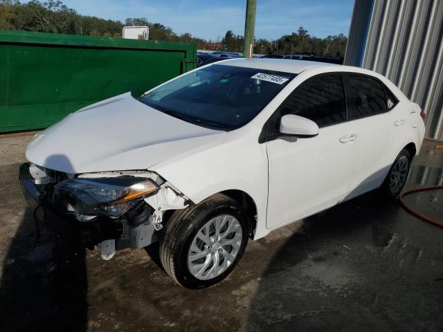 TOYOTA COROLLA L 2018 z numerem VIN 5YFBURHEXJP823494 - Zdjęcie z aukcji
