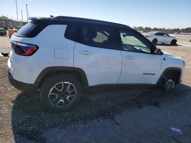 Photo 3 from auction – 2024 JEEP COMPASS TR with VIN 3C4NJDDN5RT149830